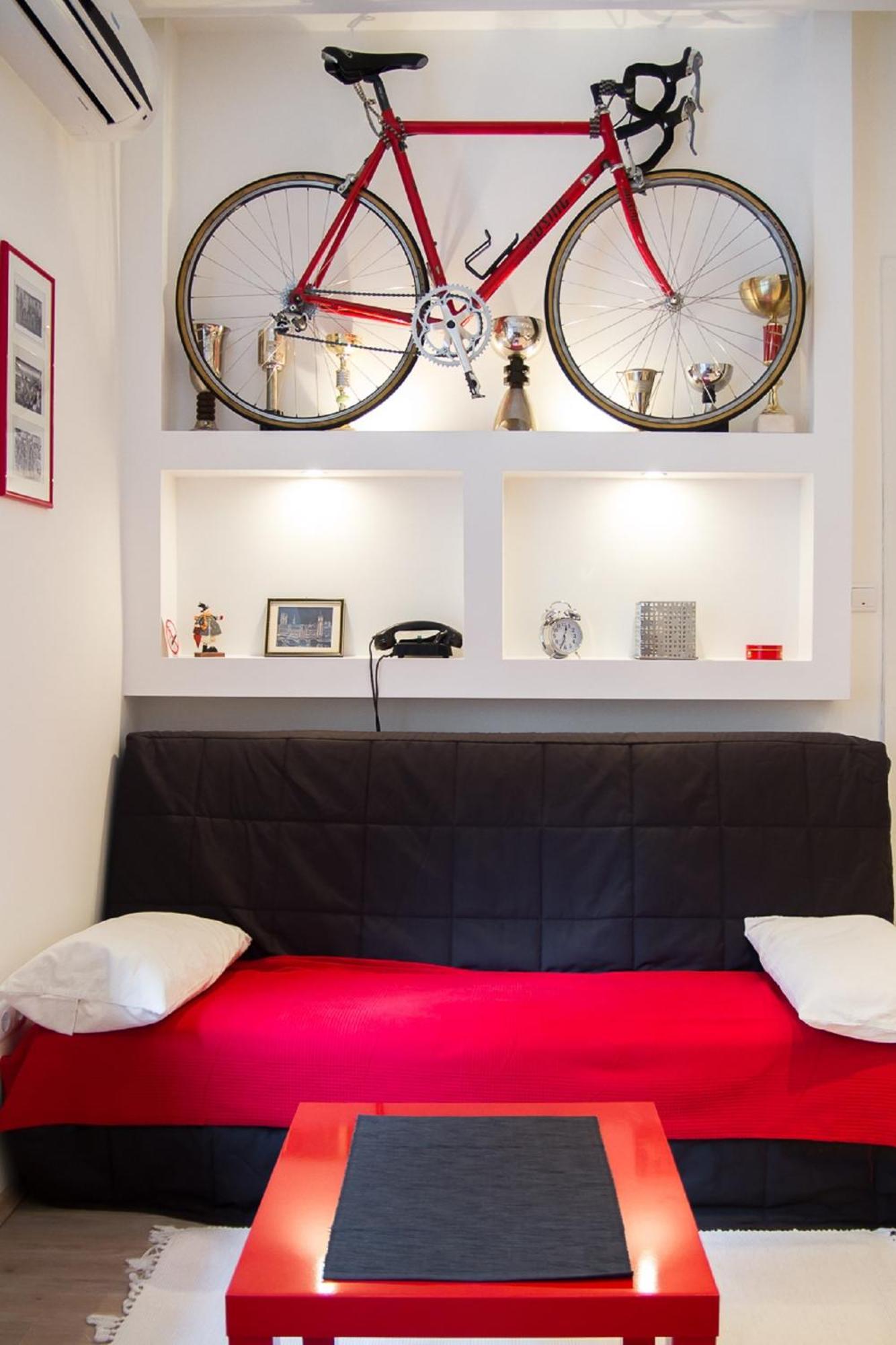 Apartment Red Bike Загреб Стая снимка